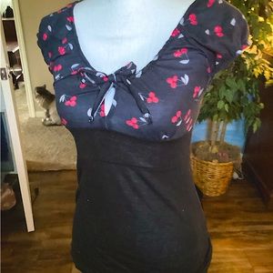 Cherry short sleeved shirt with front tie. Size small
